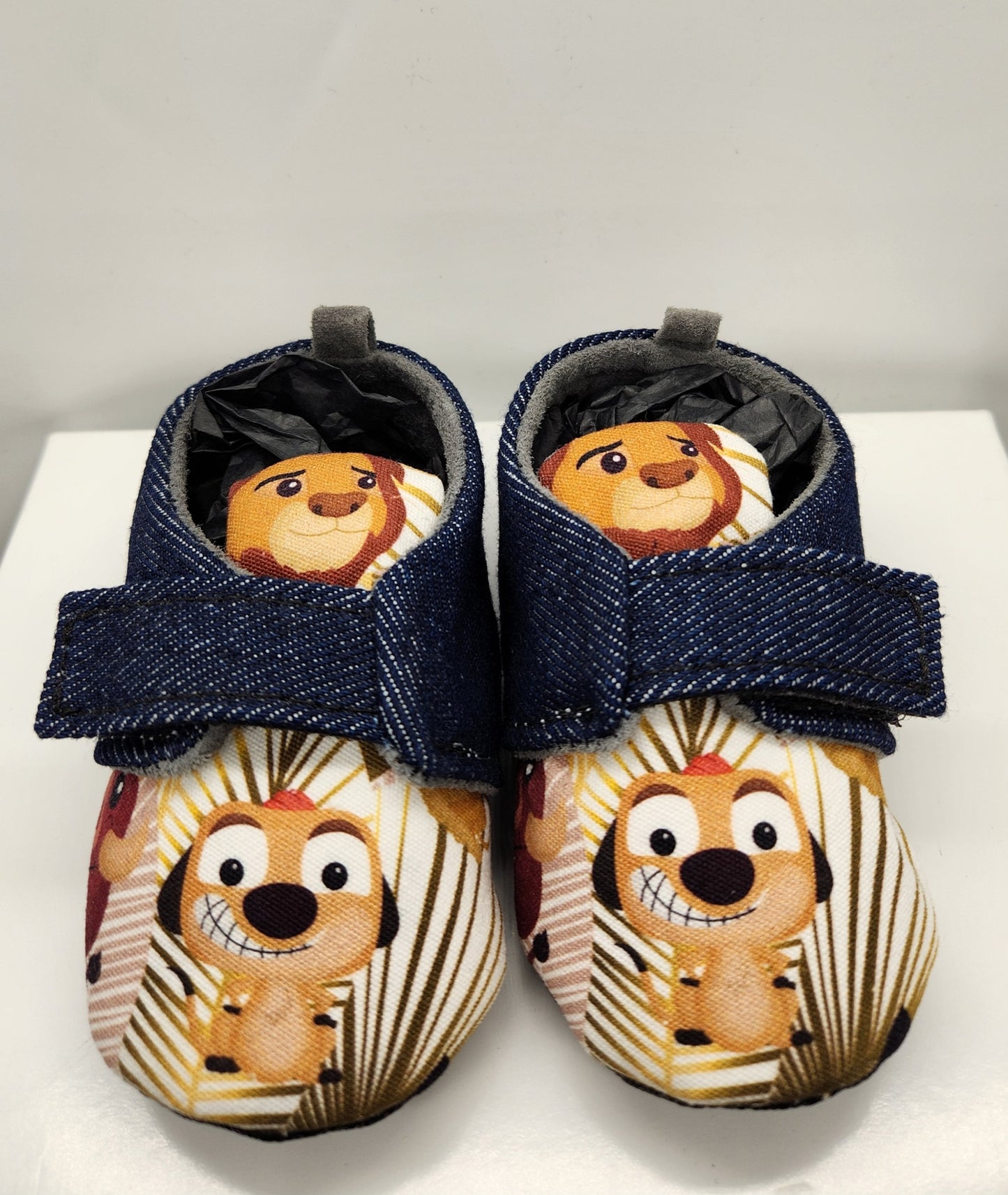 Meerkats - Size 5 US